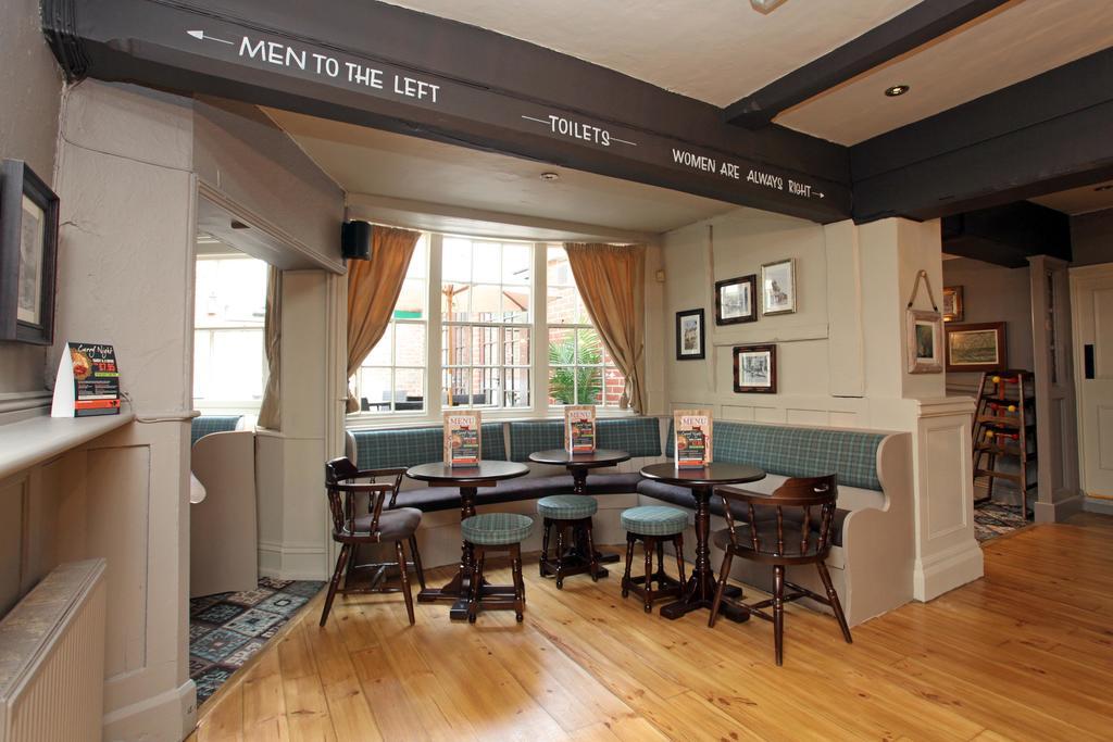 Original White Hart, Ringwood By Marston'S Inns Extérieur photo